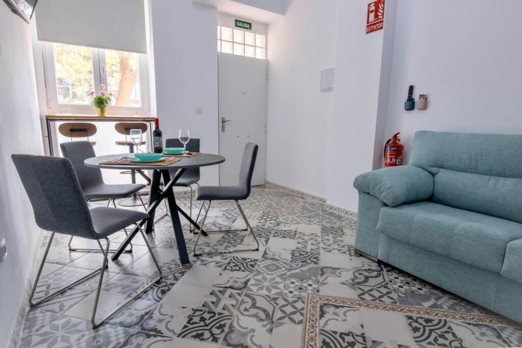 Arenas 3 Apartment *
