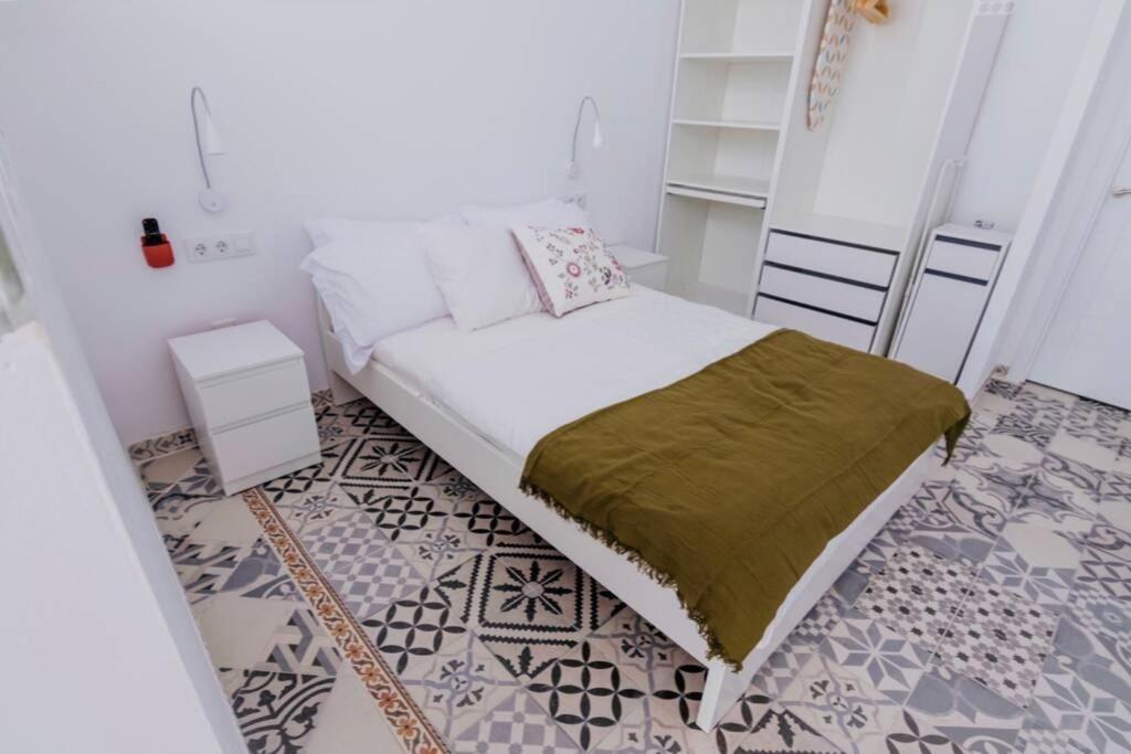 Arenas 3 Apartment
